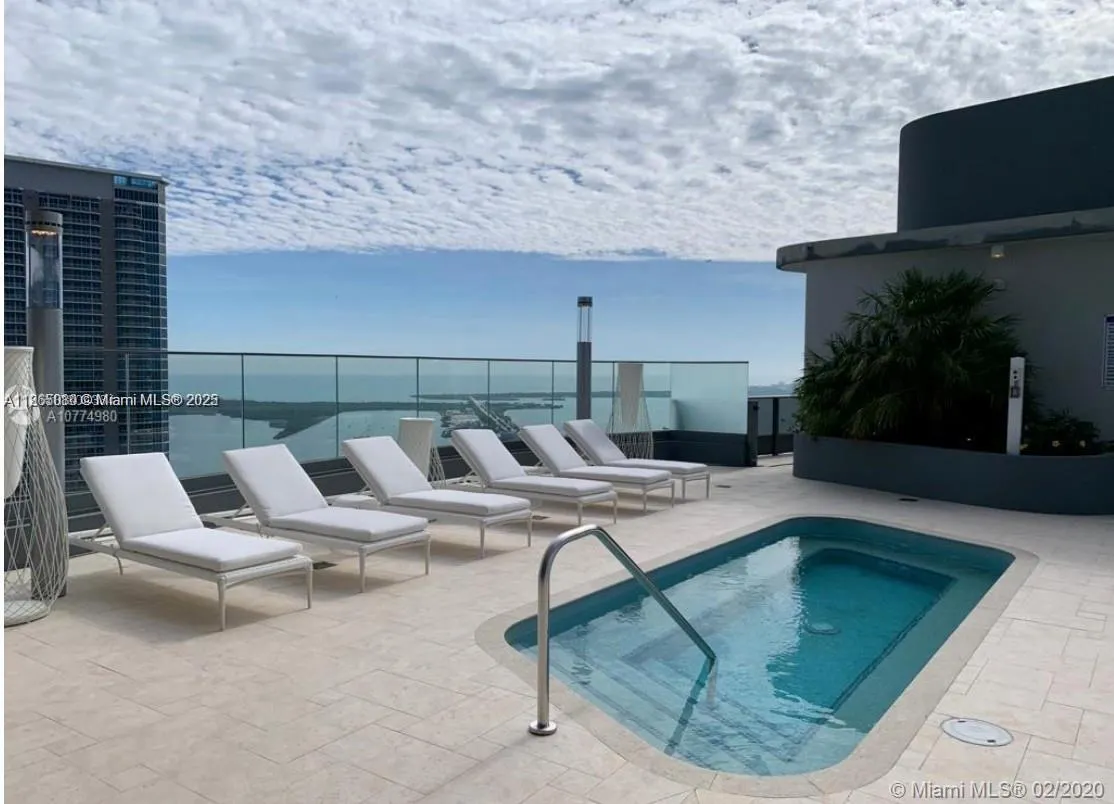 1000 Brickell Plz, #3010