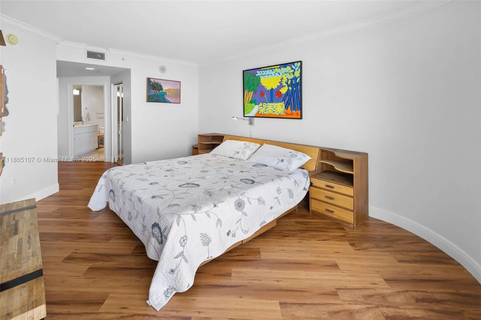 6365 Collins Ave, #2703