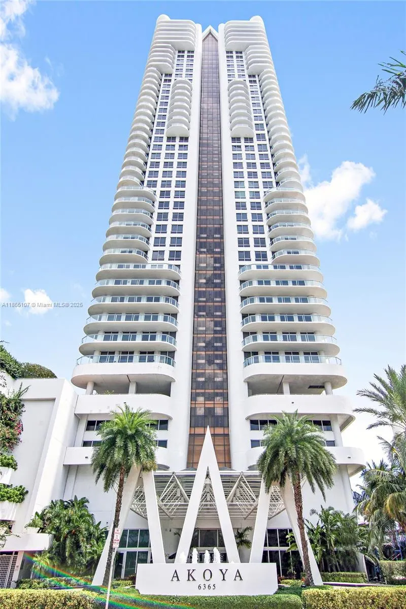 6365 Collins Ave, #2703