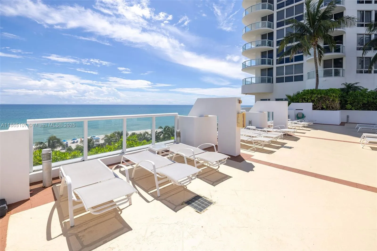 6365 Collins Ave, #2703