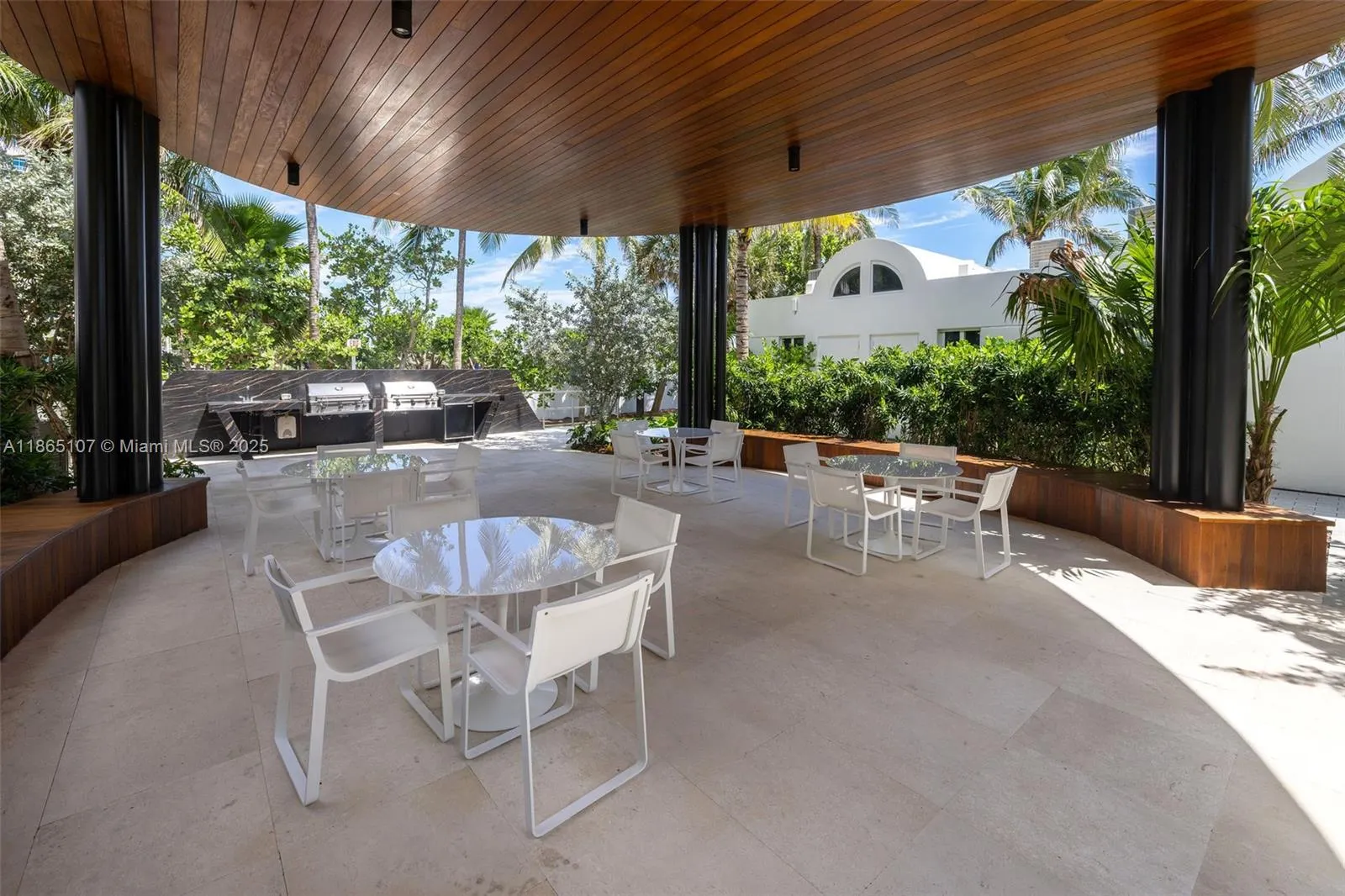 6365 Collins Ave, #2703