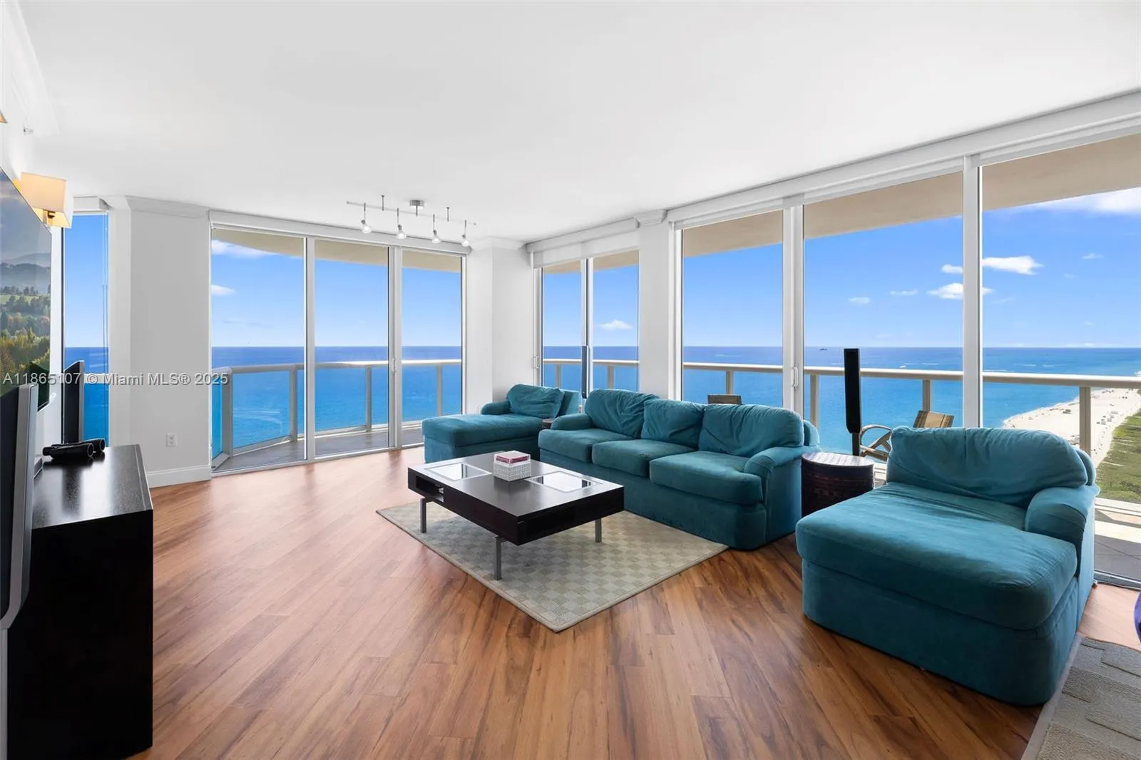 6365 Collins Ave, #2703