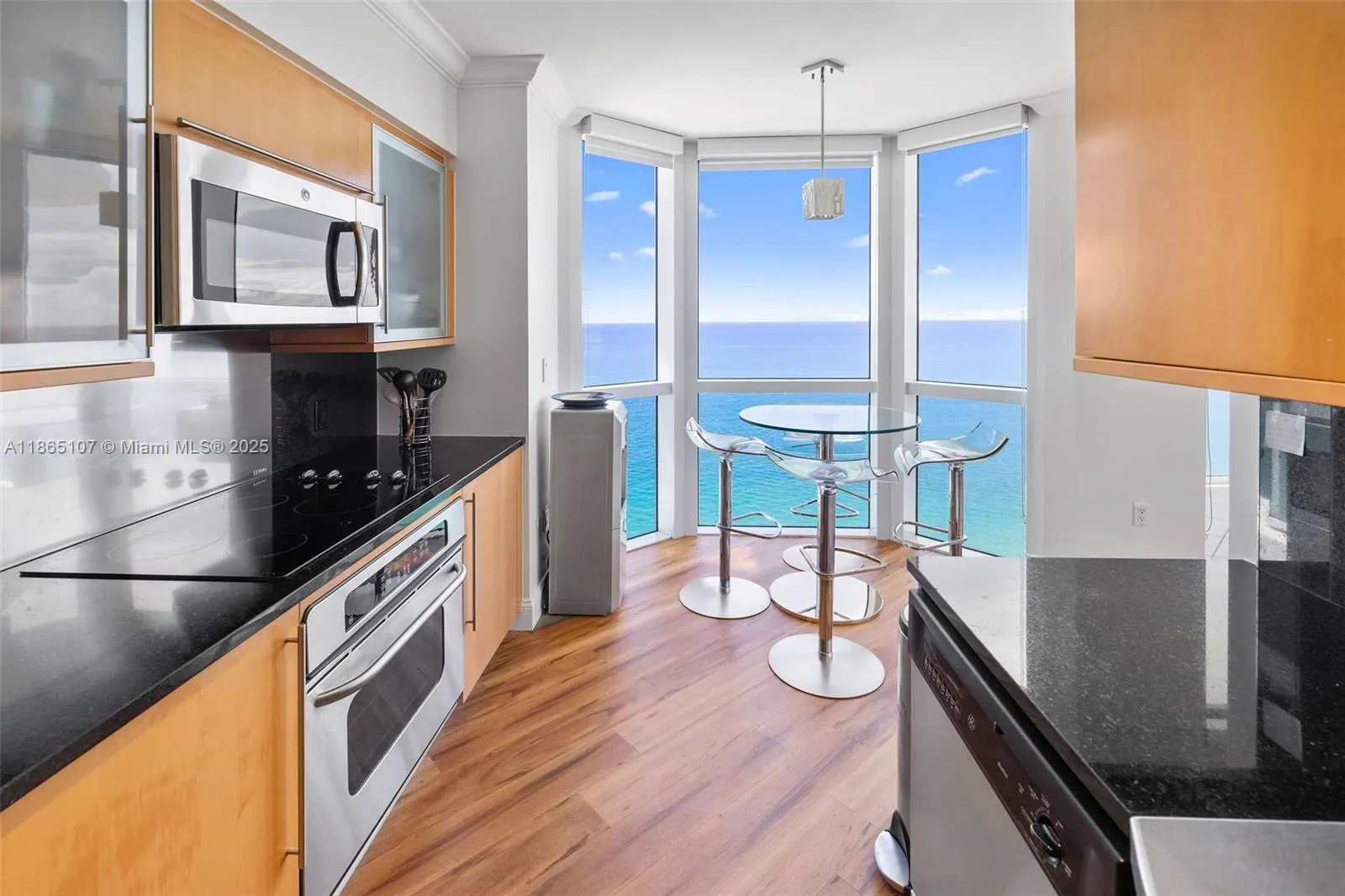6365 Collins Ave, #2703