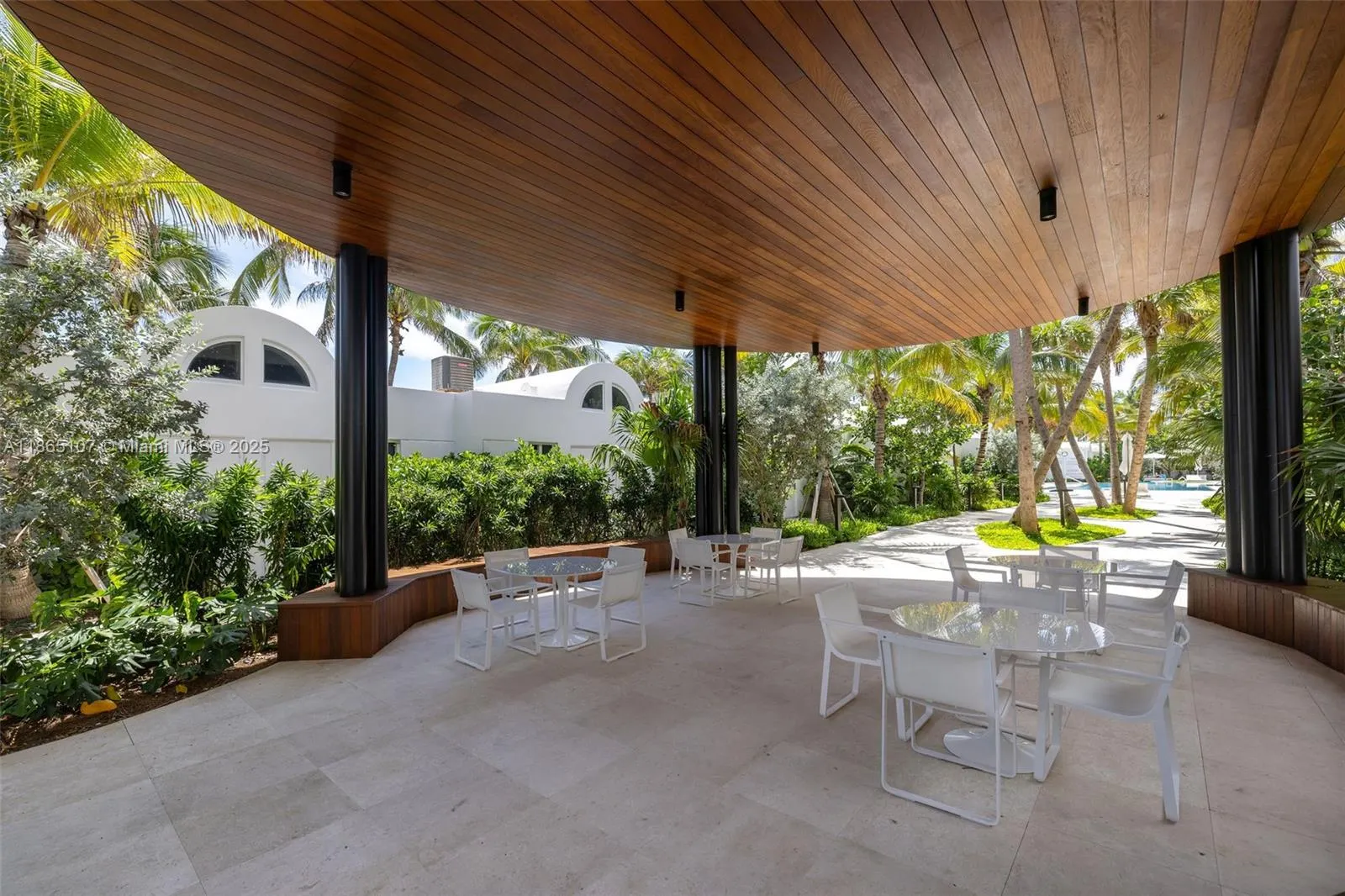 6365 Collins Ave, #2703