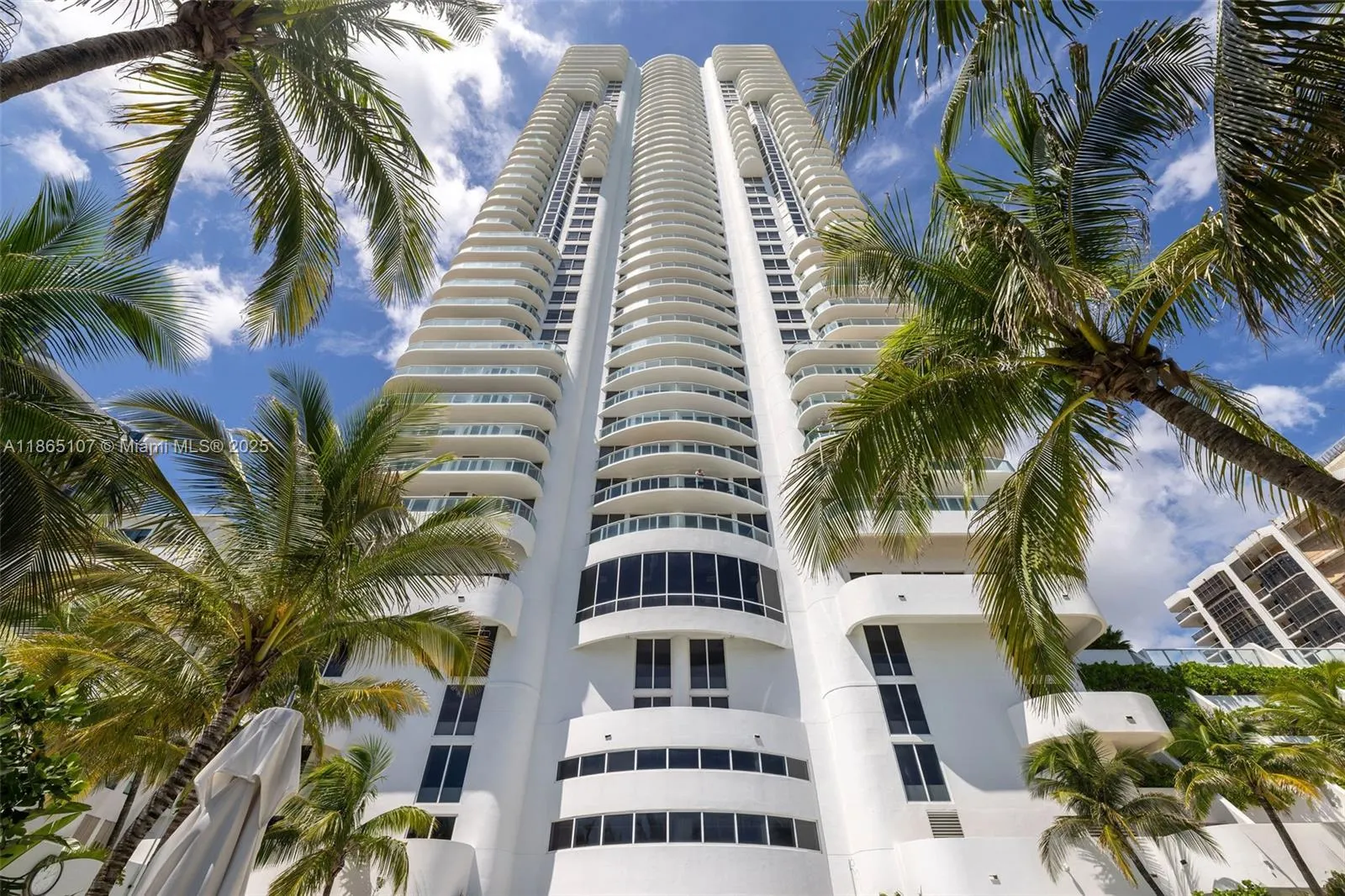 6365 Collins Ave, #2703