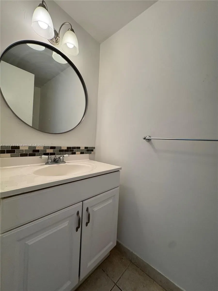 1080 94th St, #407