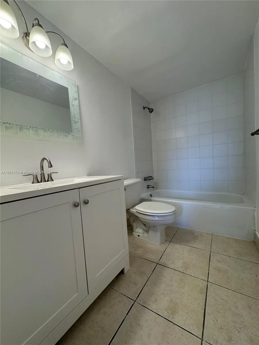 1080 94th St, #407
