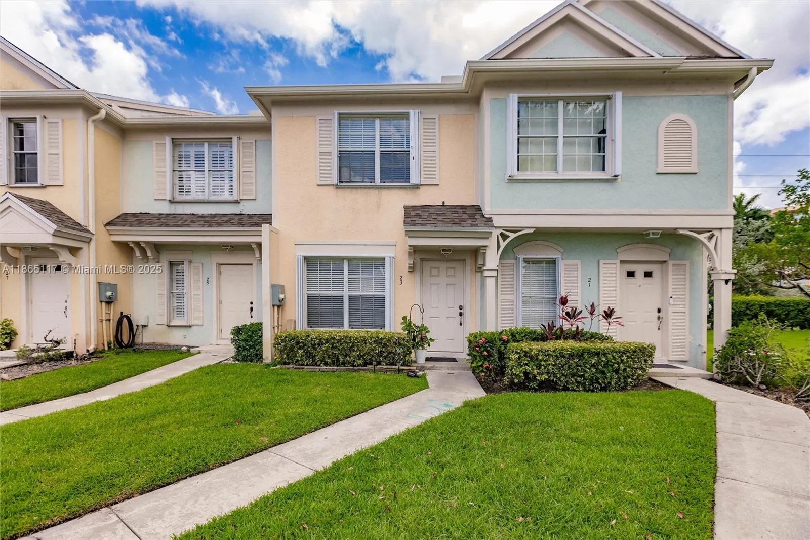 23 Simonton Cir