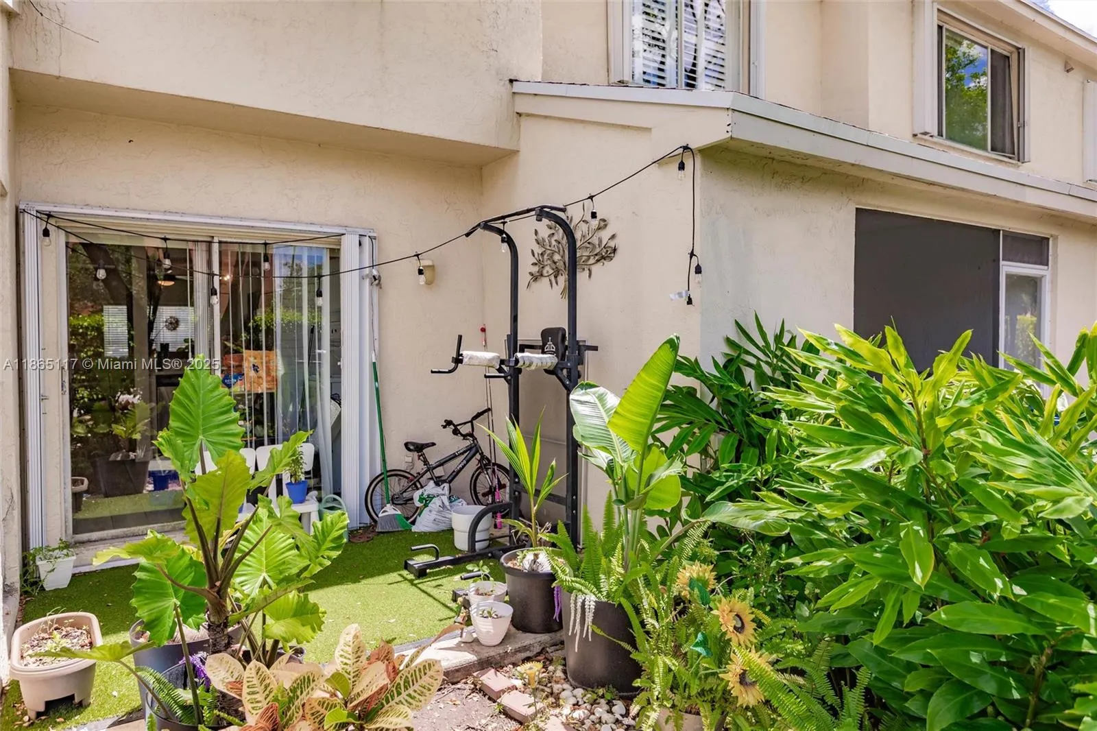 23 Simonton Cir