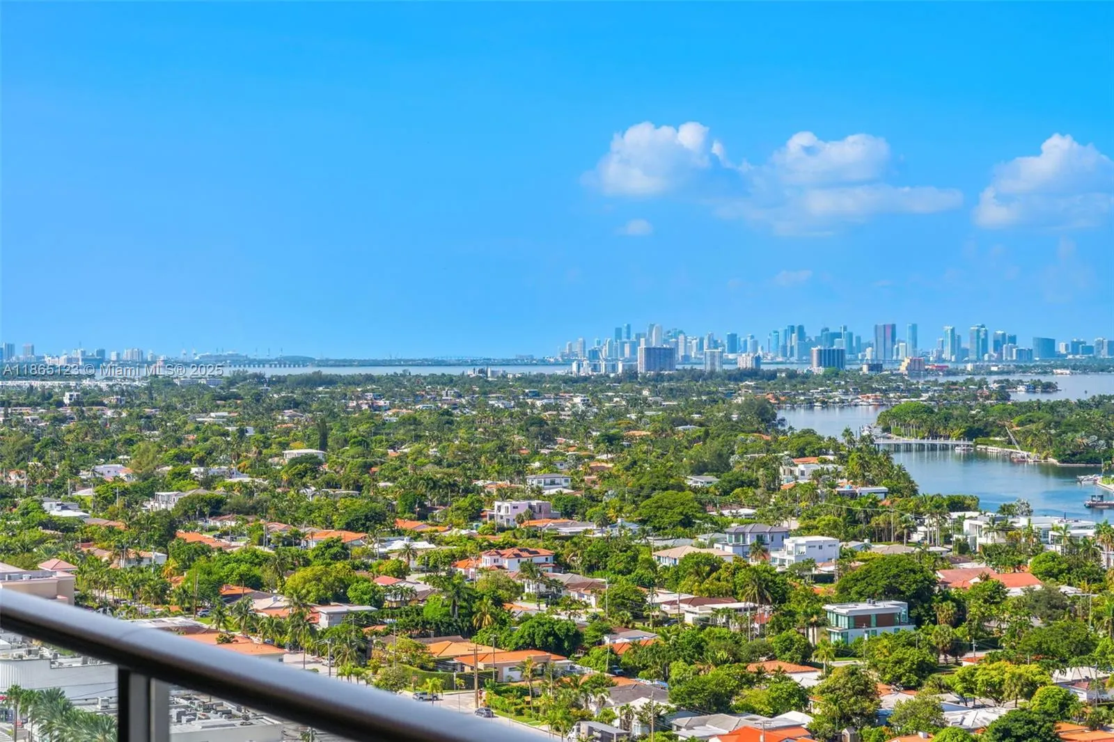 9701 Collins Ave, #1903S