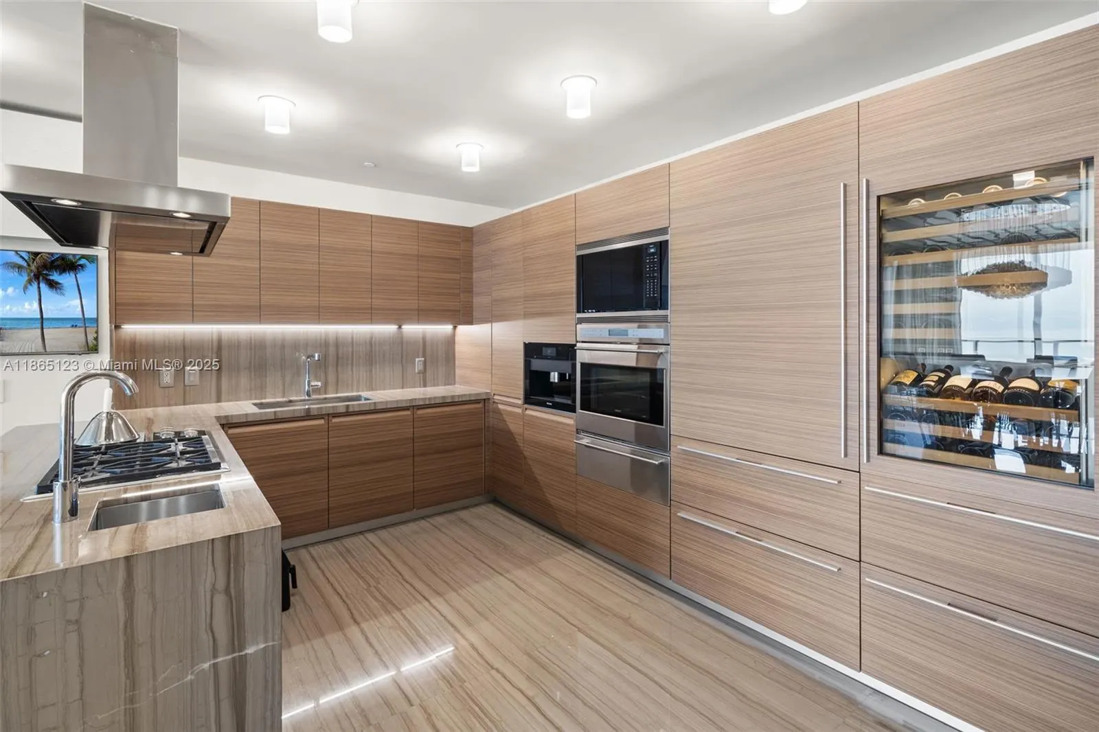 9701 Collins Ave, #1903S