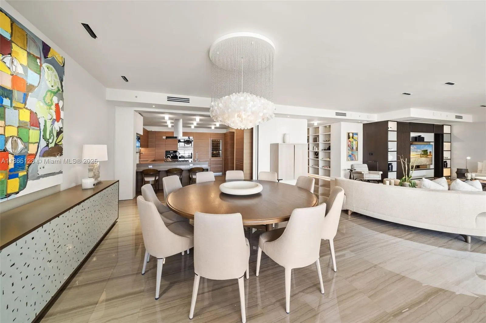 9701 Collins Ave, #1903S
