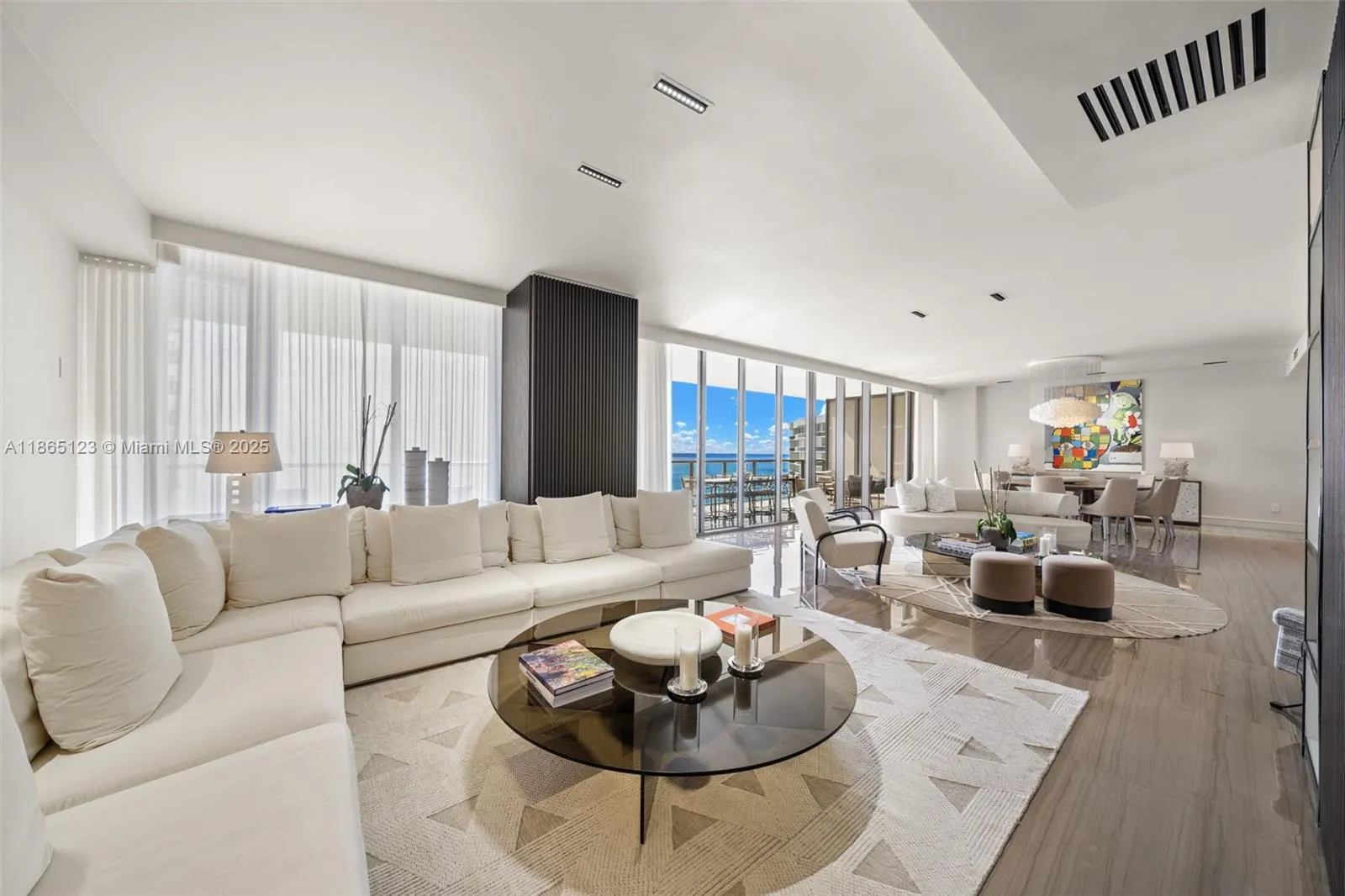 9701 Collins Ave, #1903S