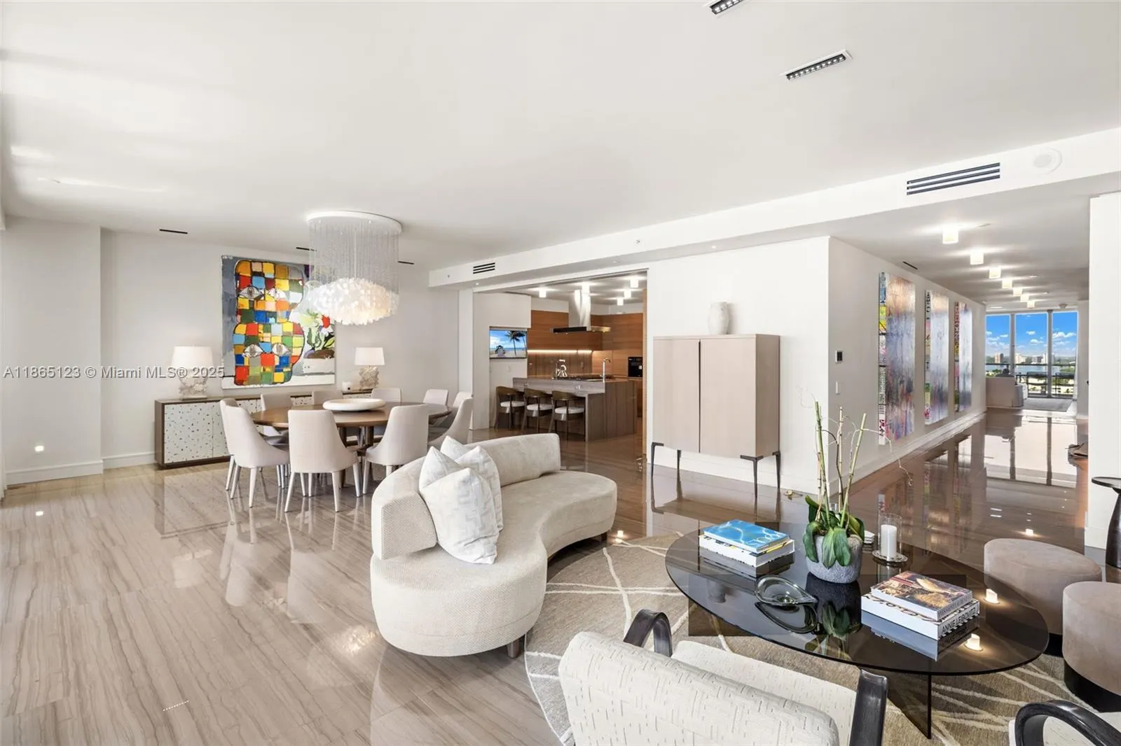 9701 Collins Ave, #1903S