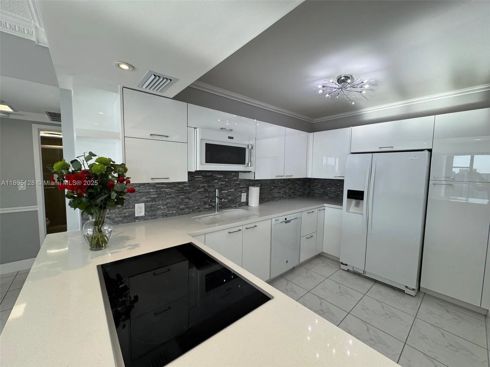 3625 N Country Club Dr, #2009