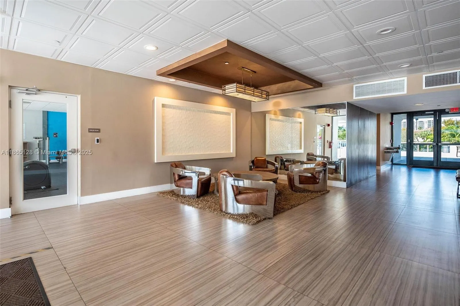 3625 N Country Club Dr, #2009