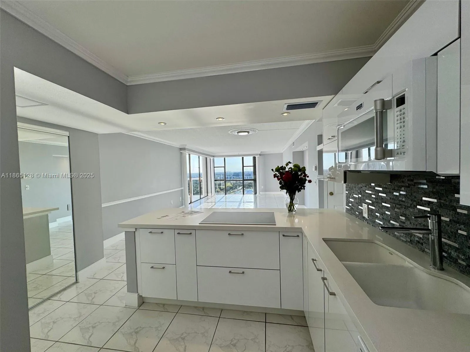 3625 N Country Club Dr, #2009