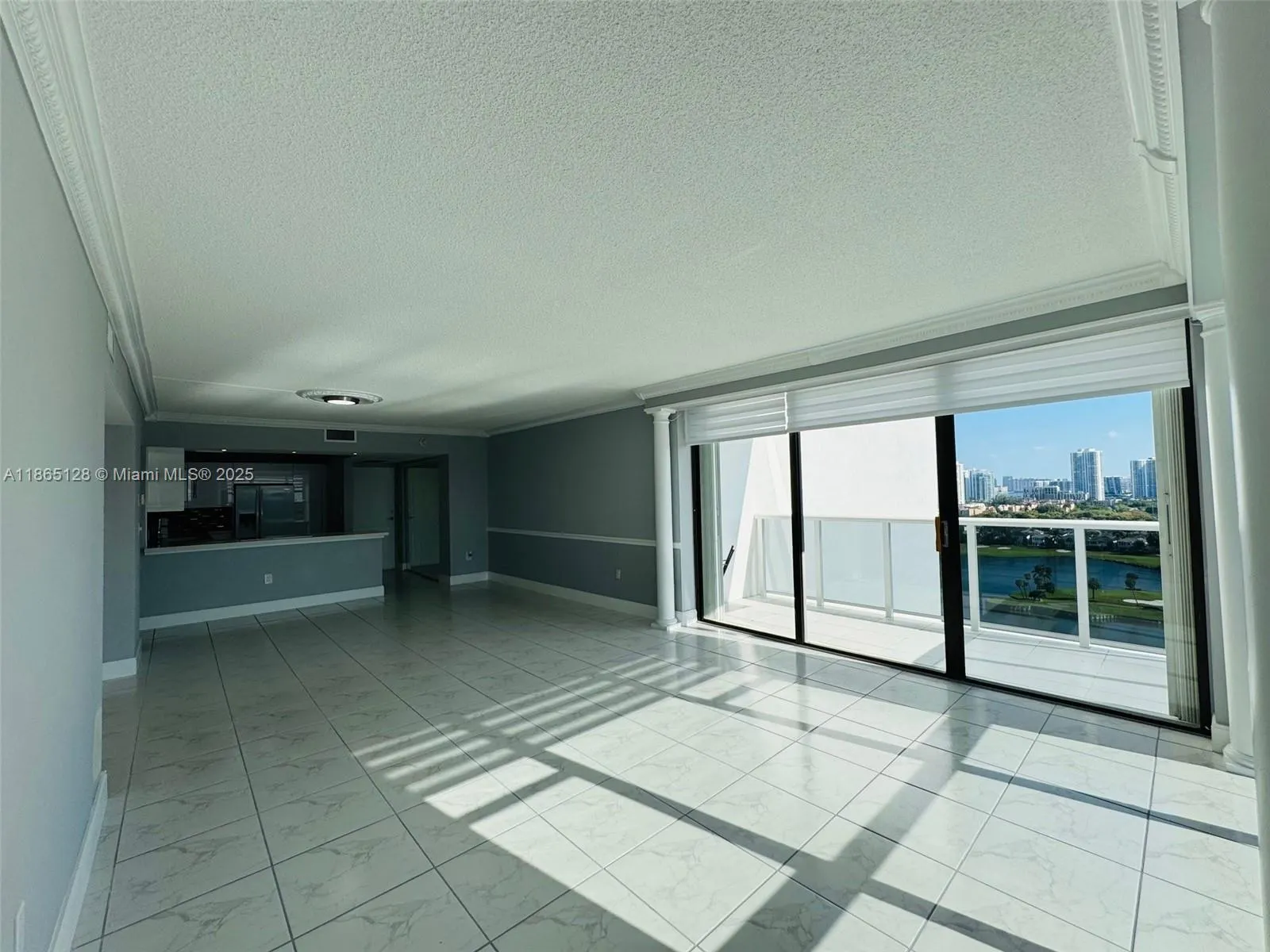 3625 N Country Club Dr, #2009