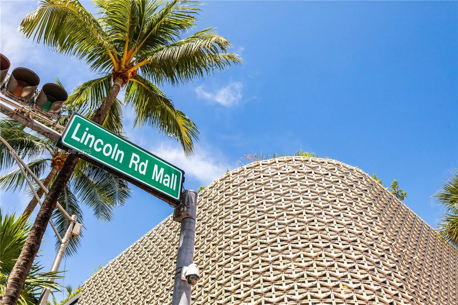 1331 Lincoln Rd, #1302