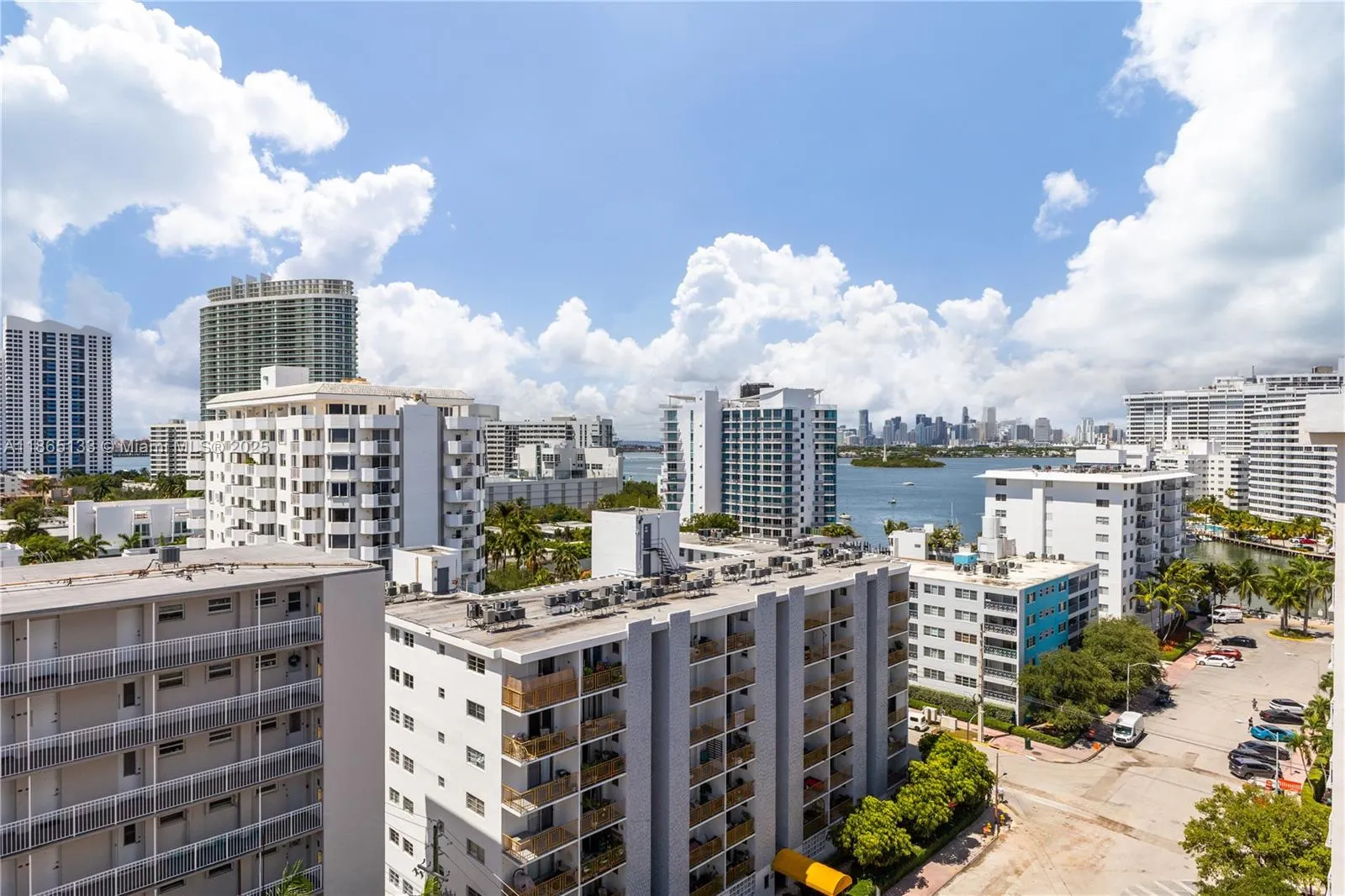 1331 Lincoln Rd, #1302