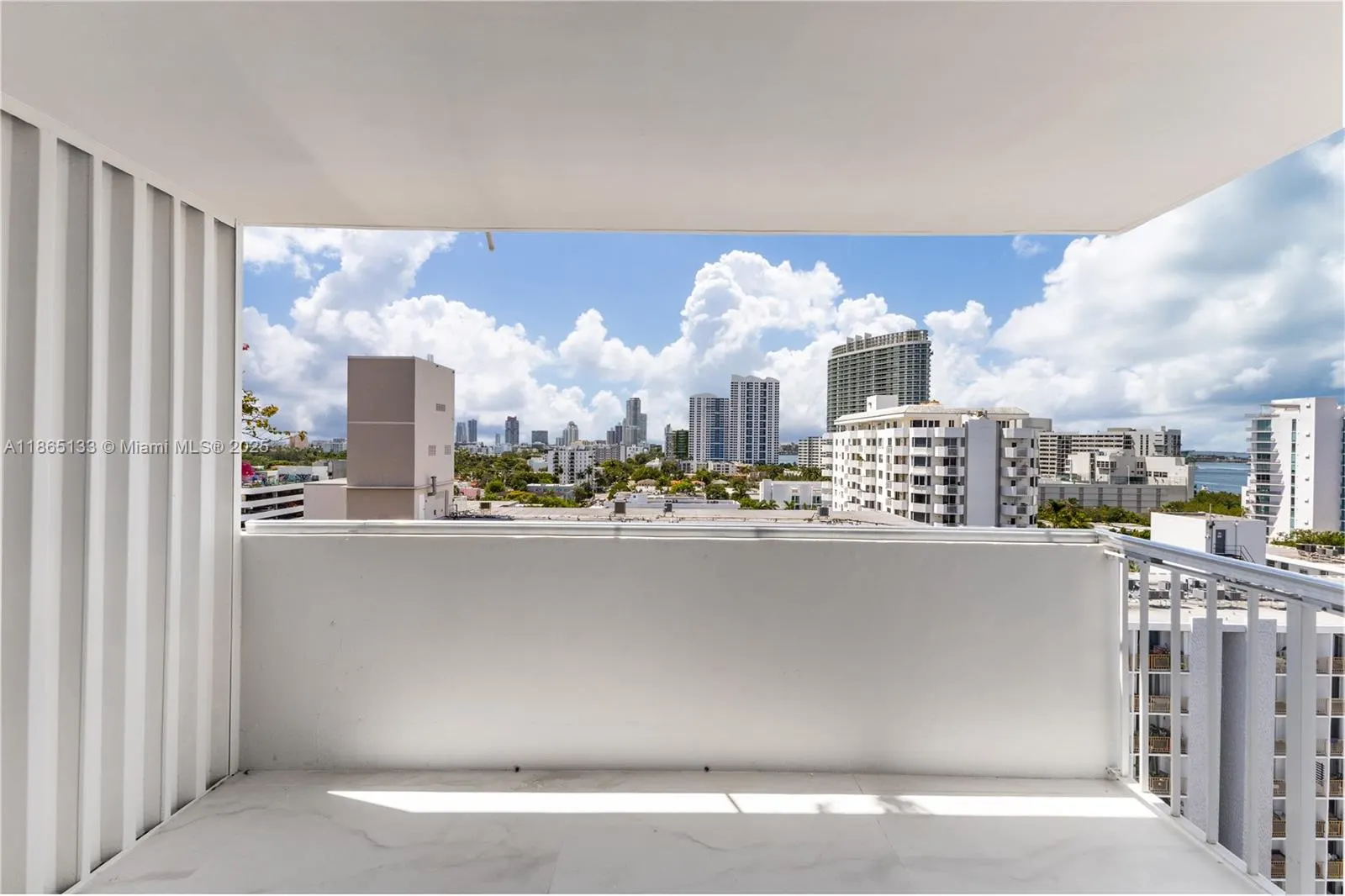 1331 Lincoln Rd, #1302