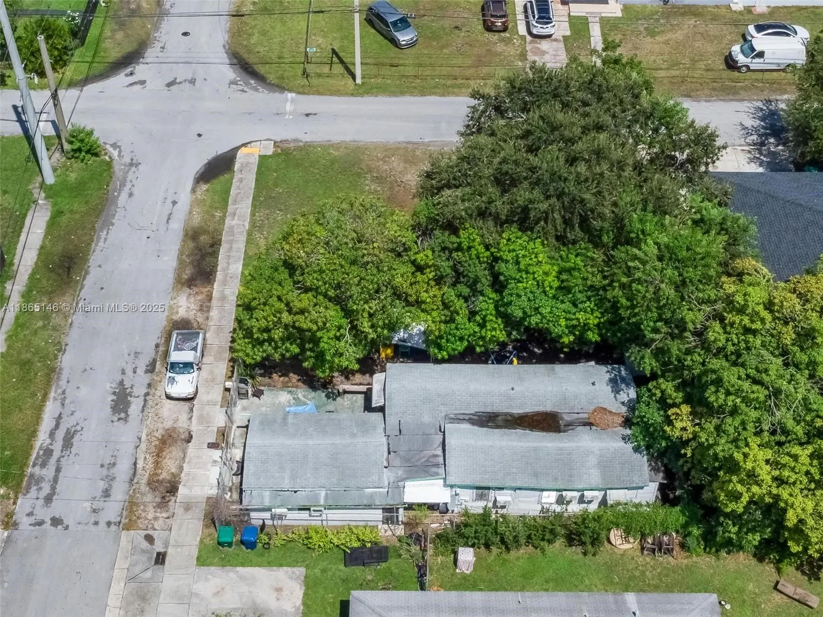 2106 NW 70th St