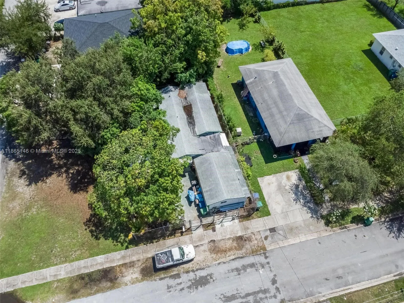 2106 NW 70th St