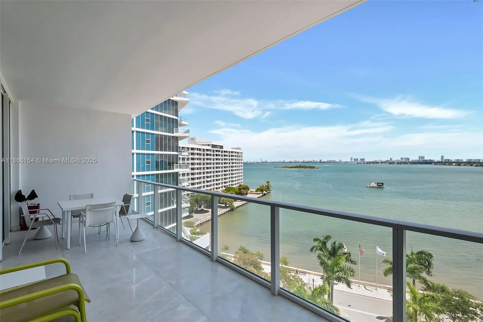 2020 N Bayshore Dr, #1006