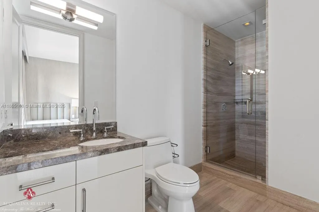 17749 Collins Ave, #902