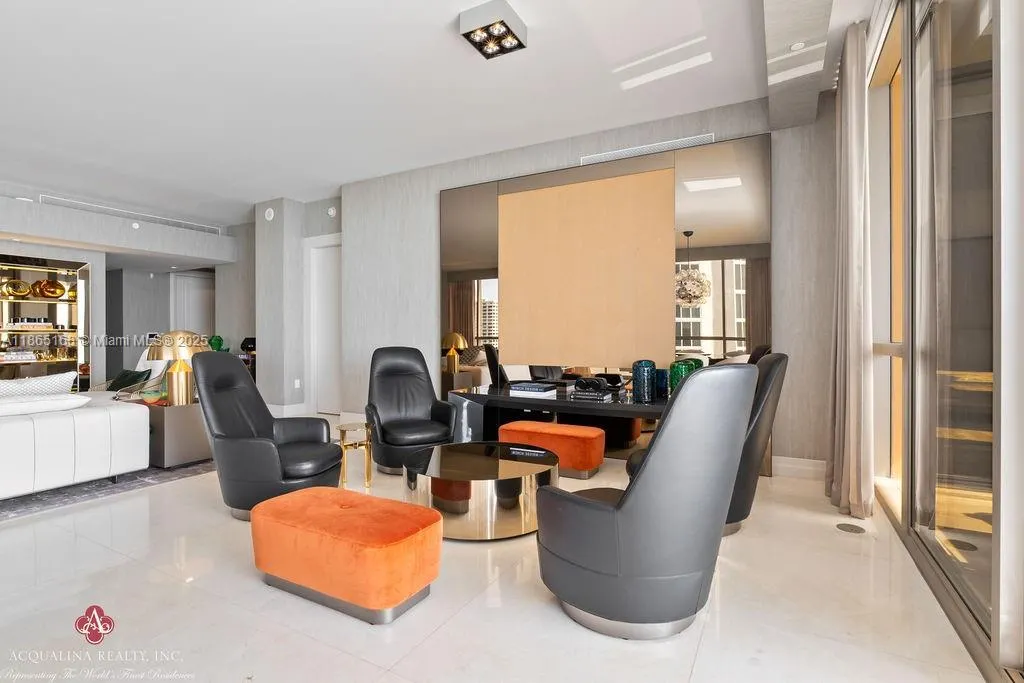 17749 Collins Ave, #902