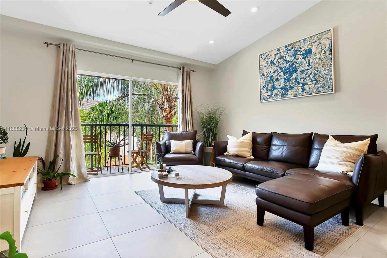 2009 SE 10th Ave, #322