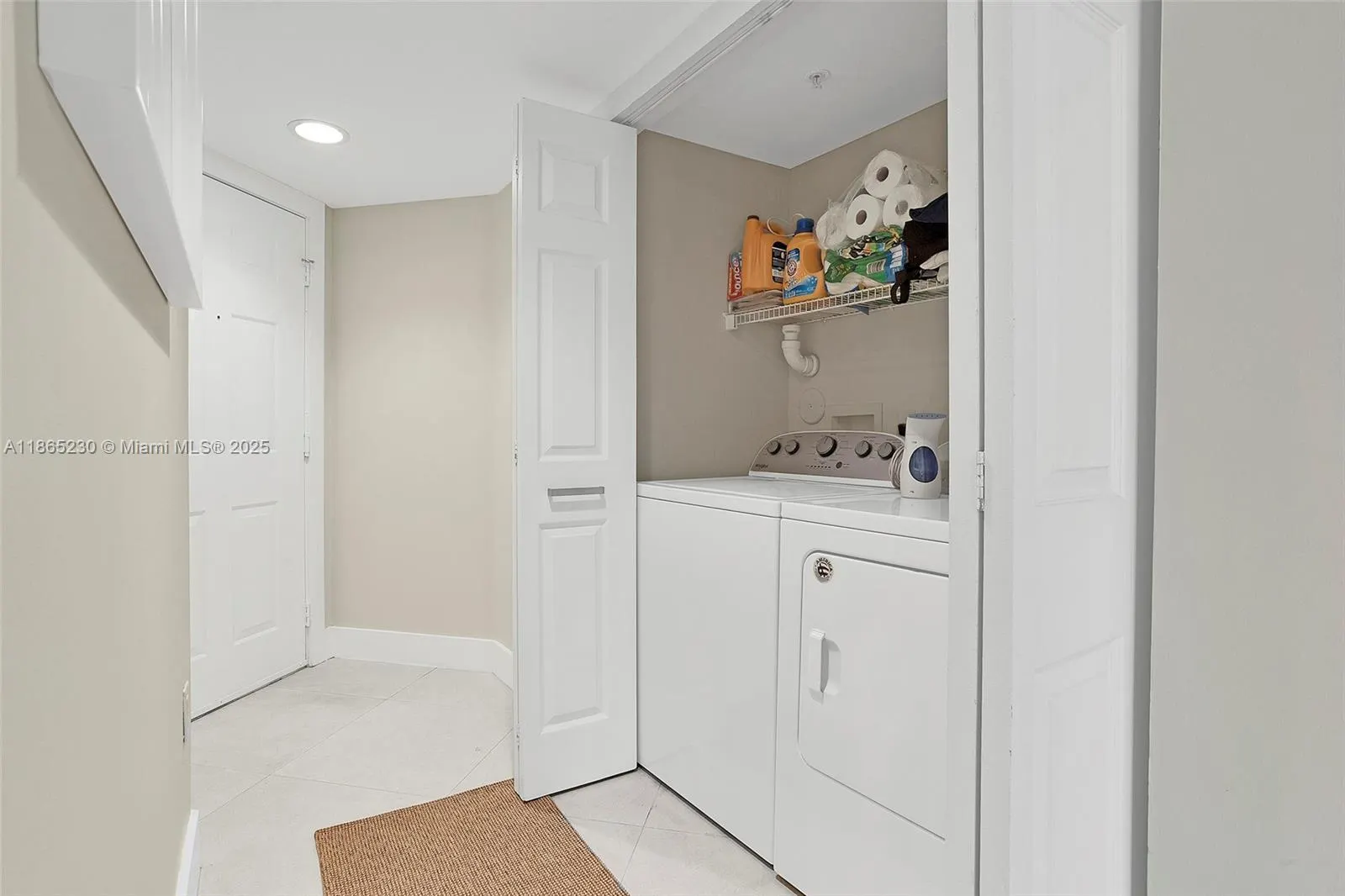 2009 SE 10th Ave, #322