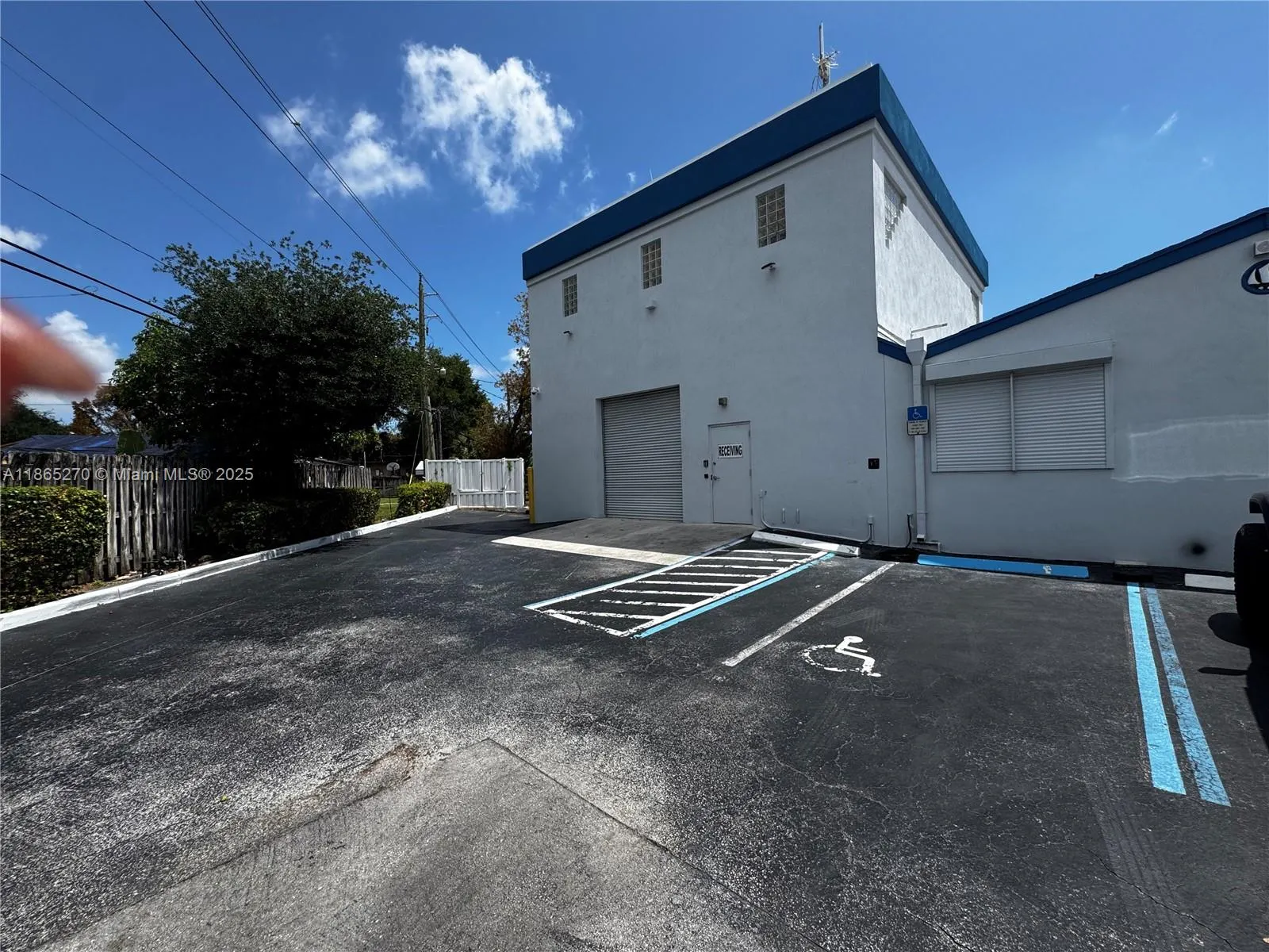 6151 Pembroke Rd