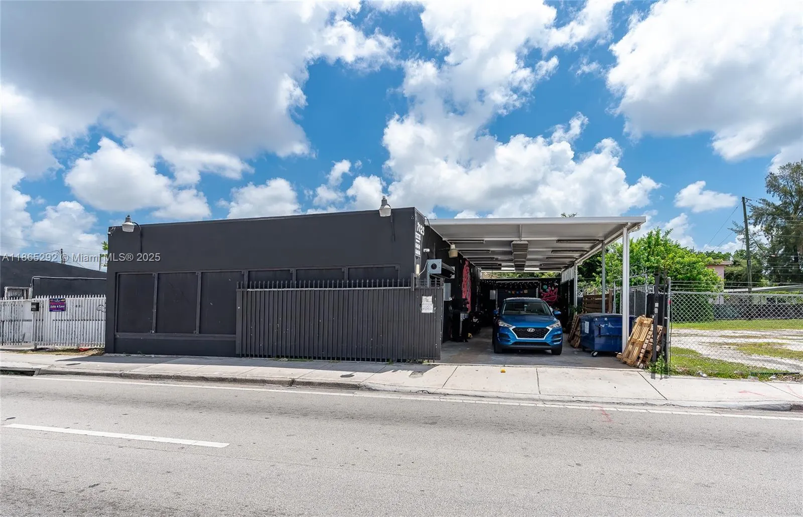 7025 NW 7th Ave