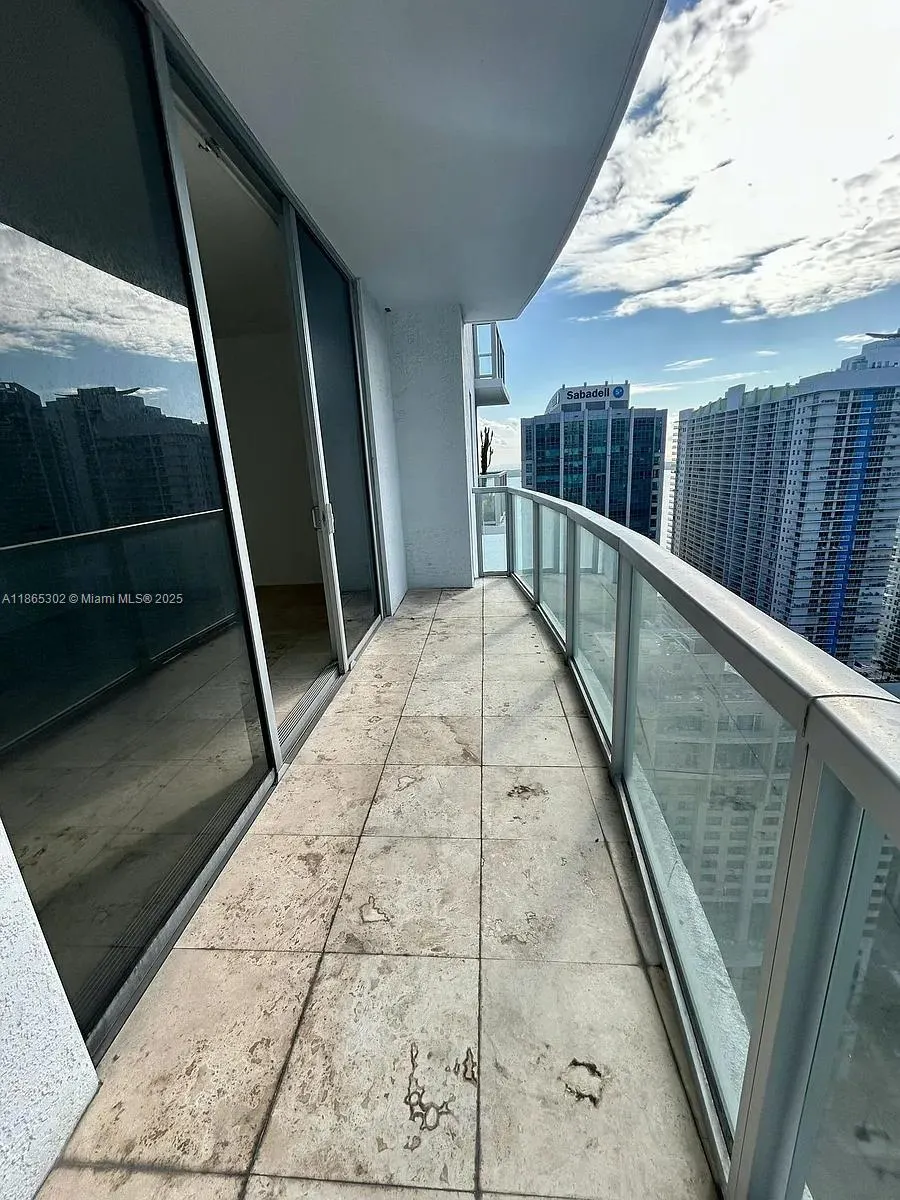 1060 Brickell Ave, #3309