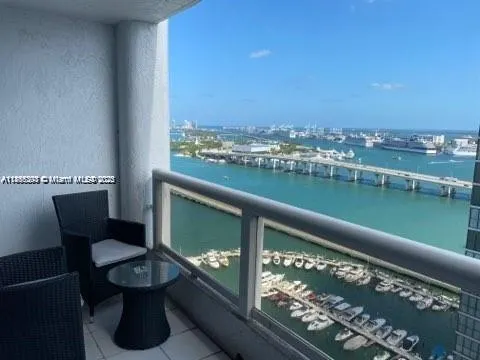 1717 N Bayshore Dr, #3246