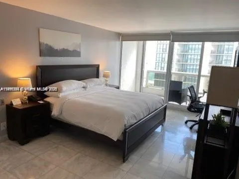 1717 N Bayshore Dr, #3246