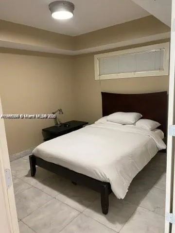 1717 N Bayshore Dr, #3246