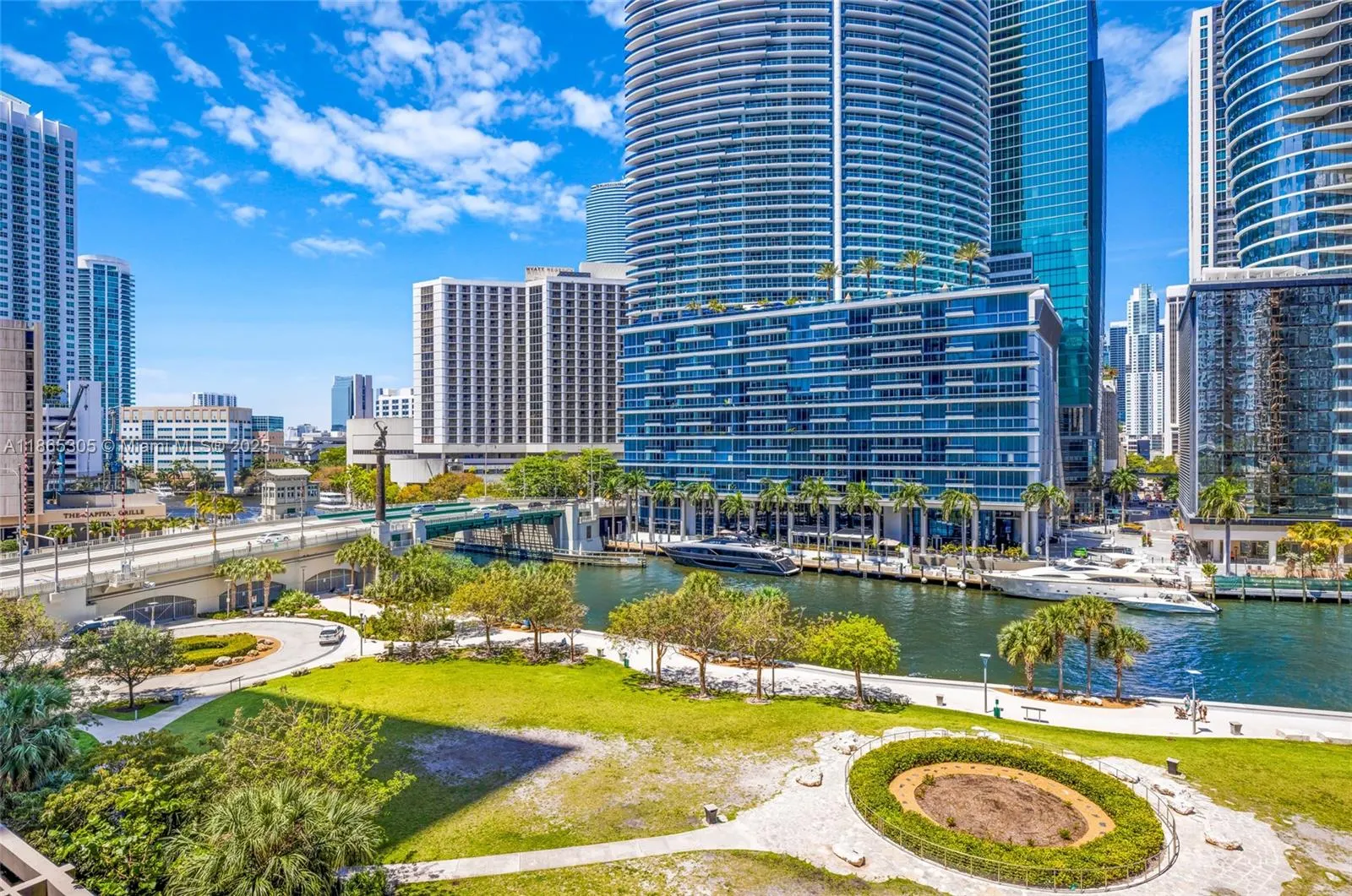 475 Brickell Ave, #712-714