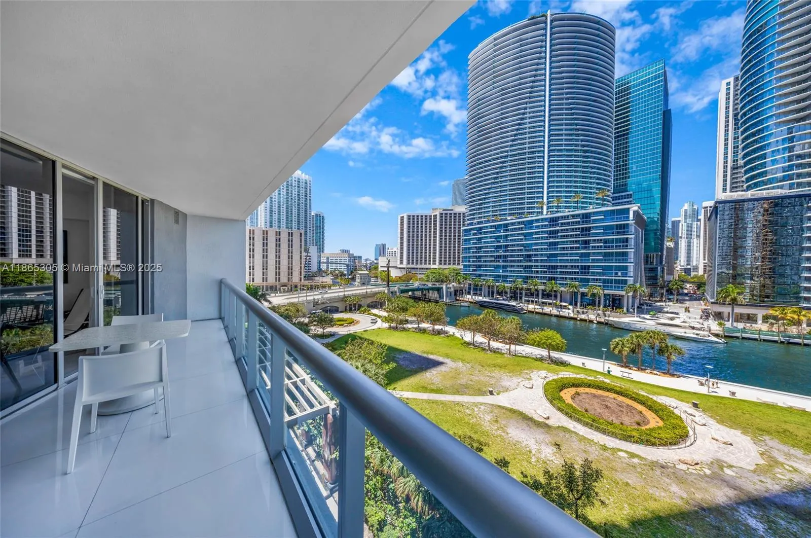 475 Brickell Ave, #712-714
