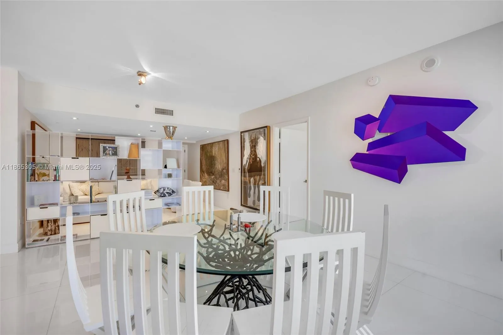 475 Brickell Ave, #712-714