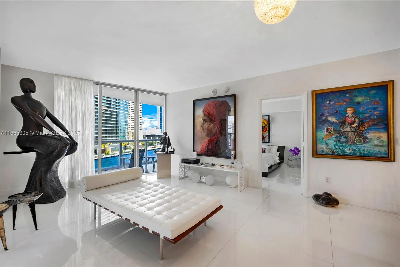 475 Brickell Ave, #712-714