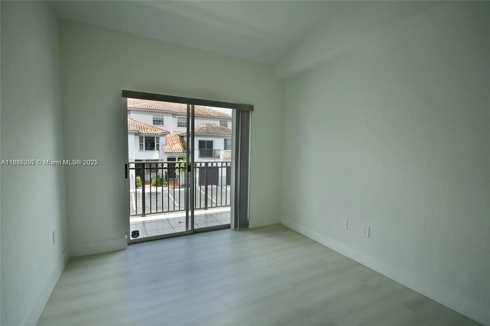 781 SW 148th Ave, #1503