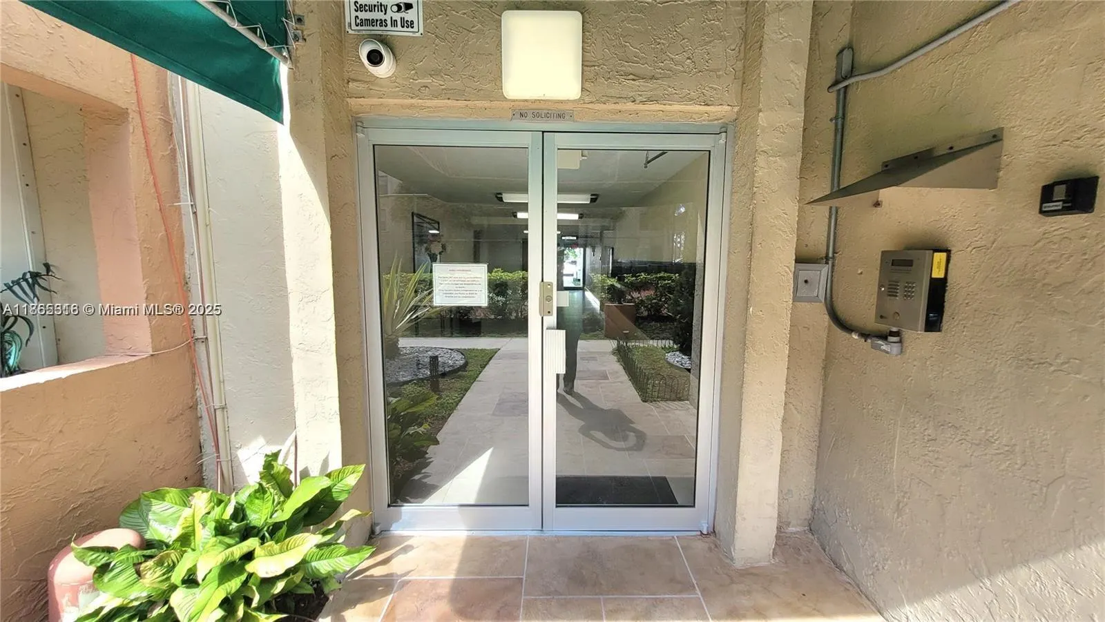 9360 Fontainebleau Blvd, #612