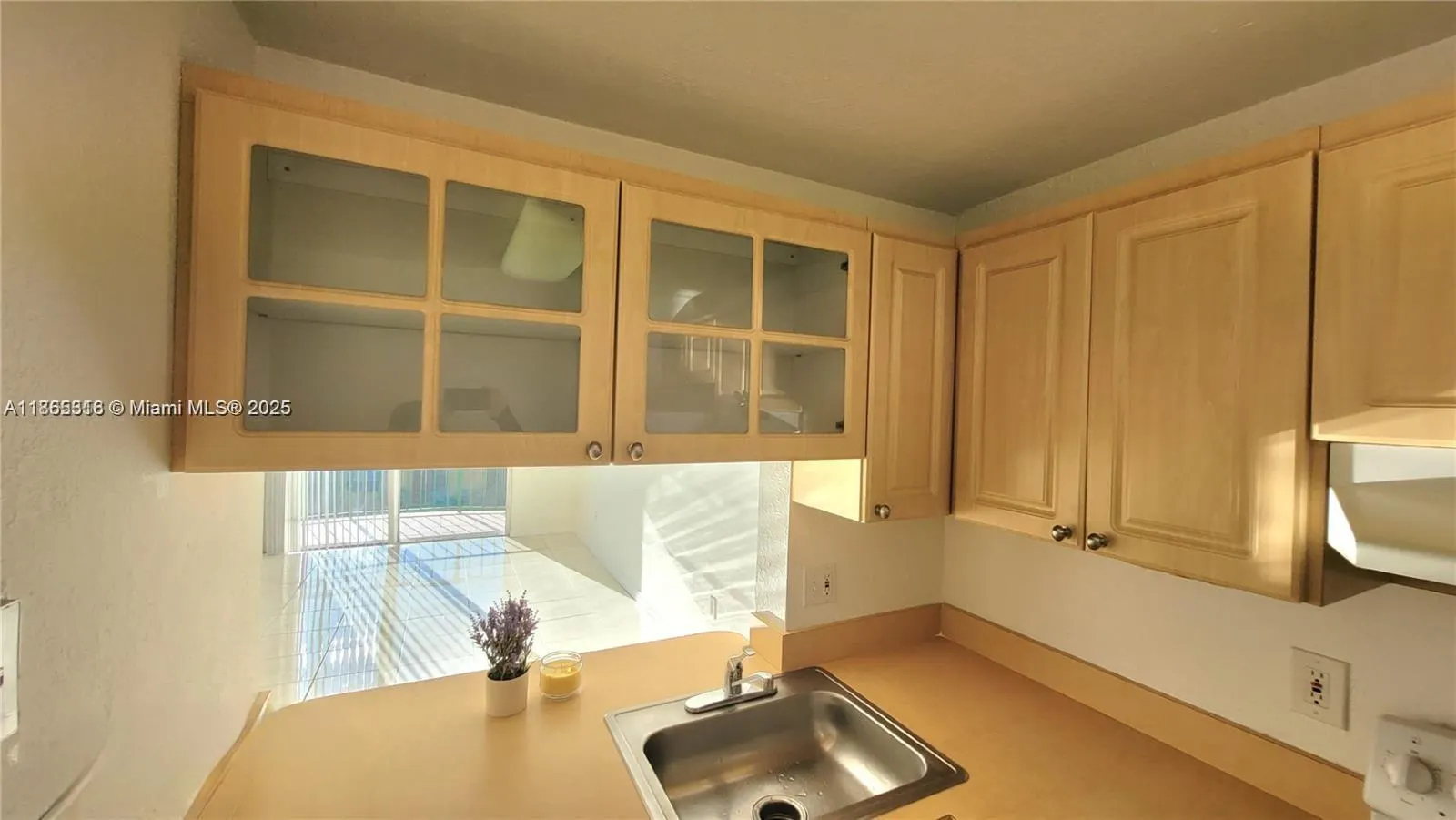 9360 Fontainebleau Blvd, #612