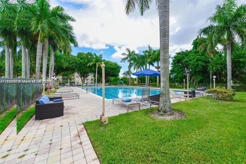9360 Fontainebleau Blvd, #612