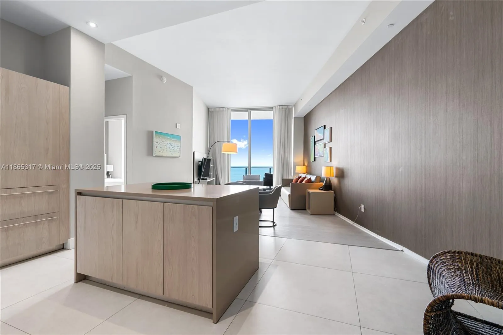 4111 S Ocean Dr, #702