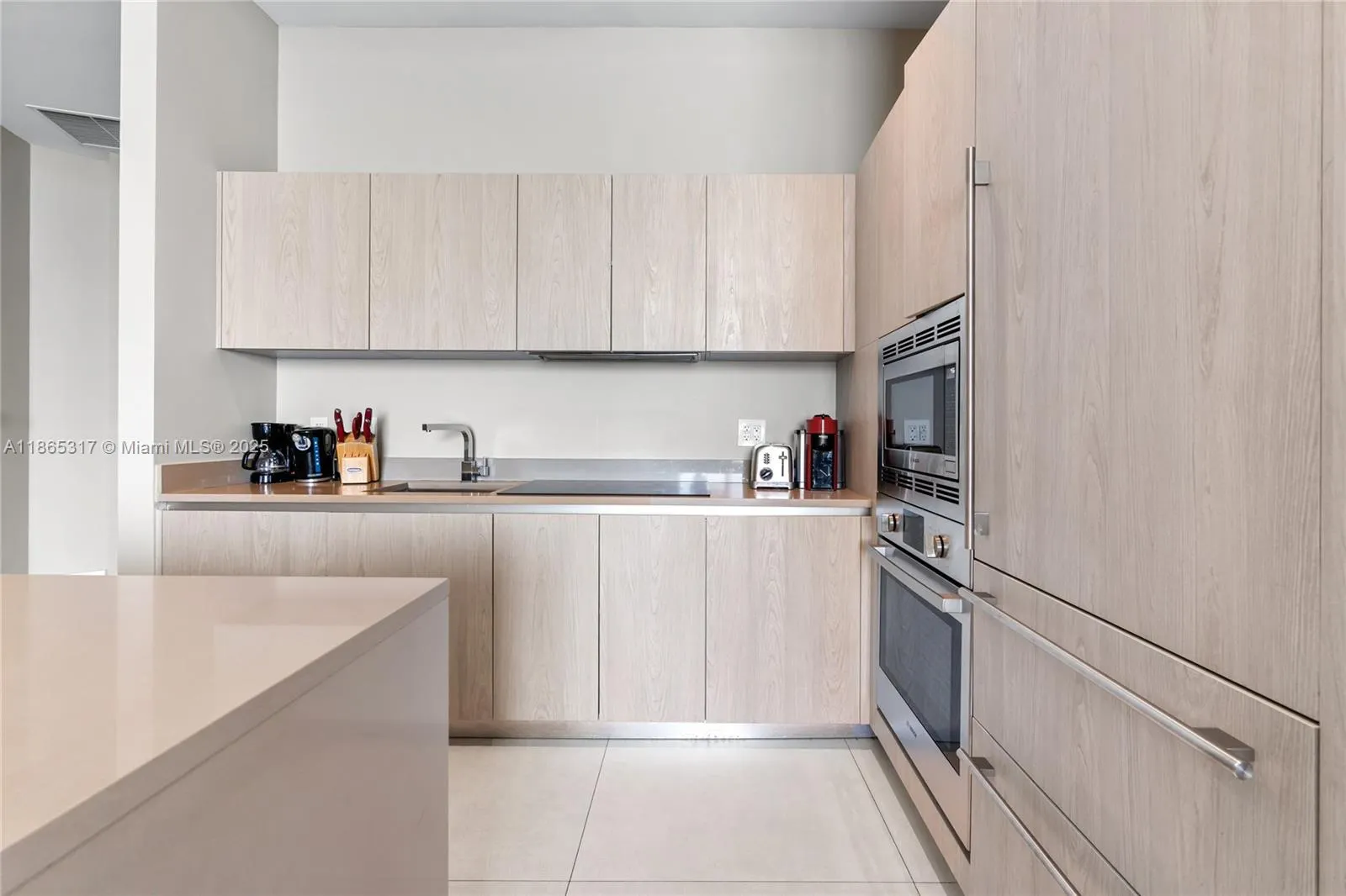 4111 S Ocean Dr, #702