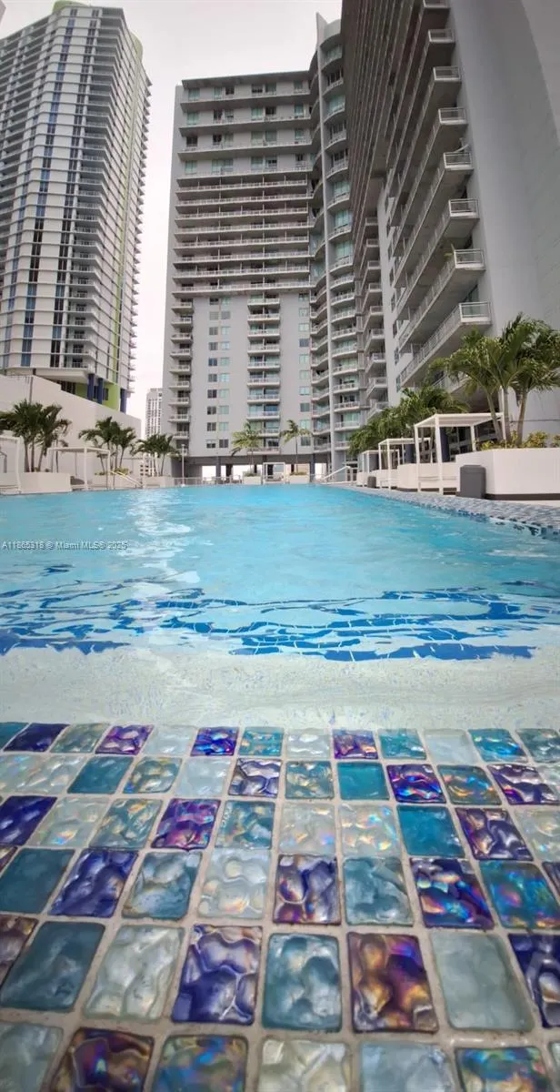 690 SW 1st Ct, #2711