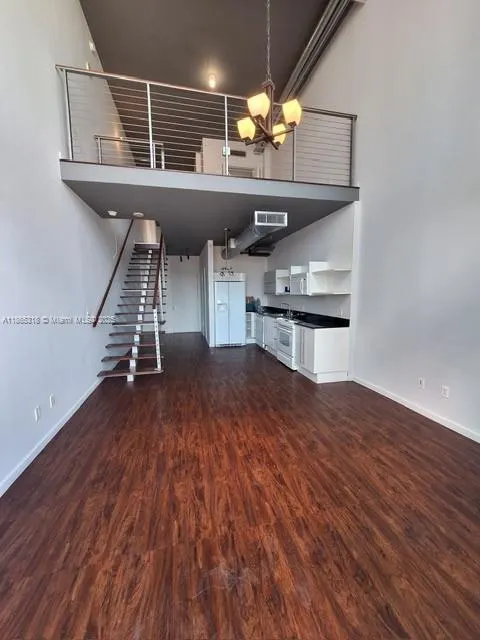 690 SW 1st Ct, #2711